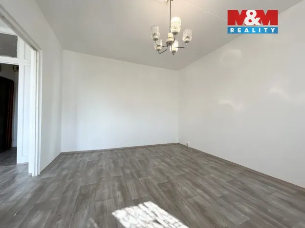 Pronájem bytu 1+1, Klášterec nad Ohří, 17. listopadu, 25 m2