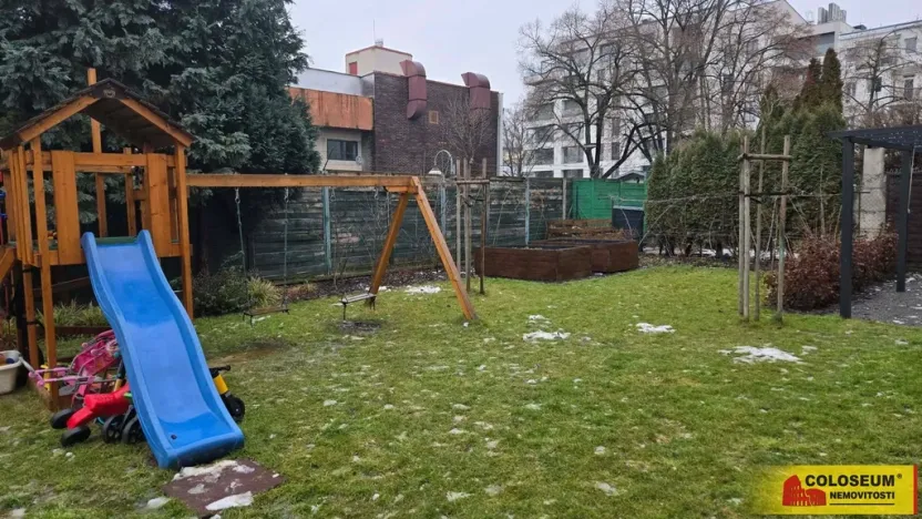 Pronájem bytu 2+kk, Brno, Merhautova, 39 m2