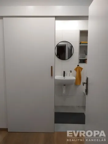 Prodej bytu 1+kk, Pardubice - Zelené Předměstí, Palackého třída, 38 m2