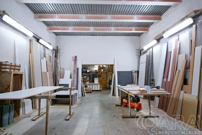 Prodej výrobních prostor, Slaný, Pražská, 665 m2