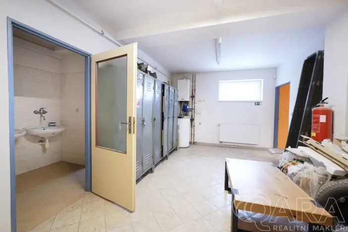 Prodej výrobních prostor, Slaný, Pražská, 665 m2