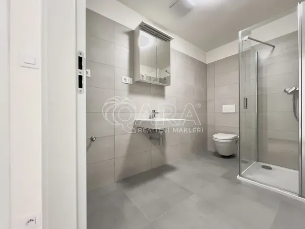 Pronájem bytu 1+kk, Brno, Střední, 37 m2