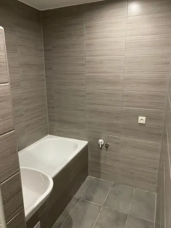 Pronájem bytu 3+1, Děčín - Děčín VI-Letná, 72 m2