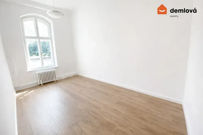 Pronájem kanceláře, Ostrava, Smetanovo náměstí, 29 m2