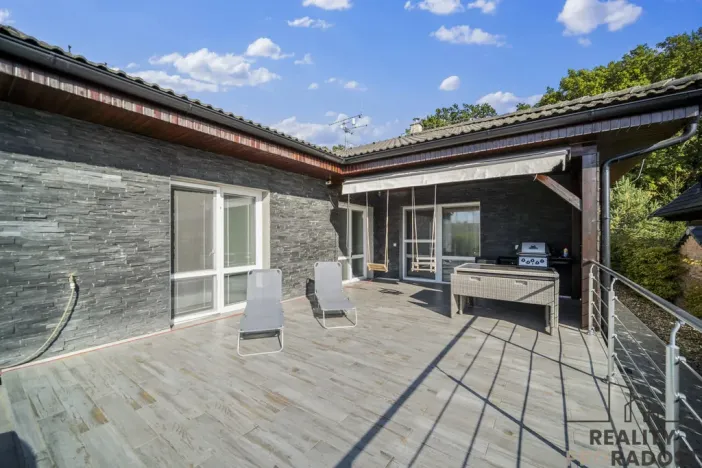 Prodej rodinného domu, Choltice, 200 m2