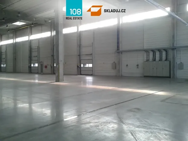 Pronájem skladu, Říčany, Zděbradská, 13747 m2