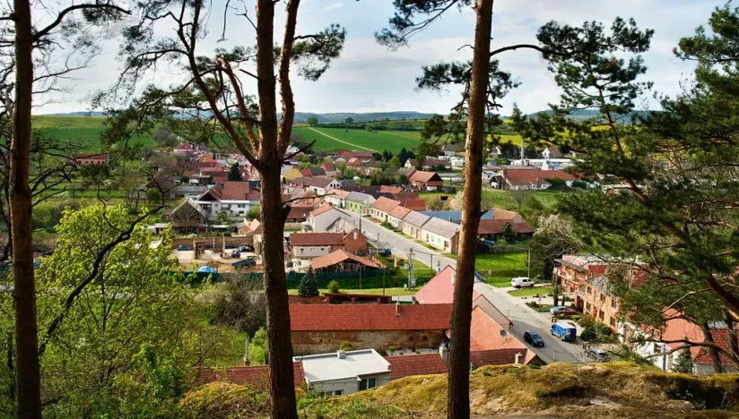 Prodej komerčního pozemku, Skalka, 1586 m2