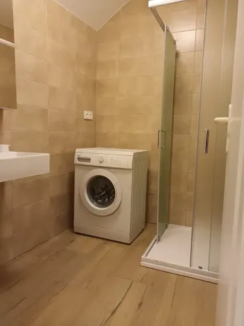 Pronájem bytu 2+1, Praha - Košíře, Holečkova, 45 m2