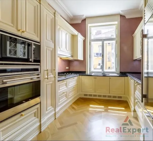 Prodej bytu 4+kk, Praha - Staré Město, Veleslavínova, 136 m2