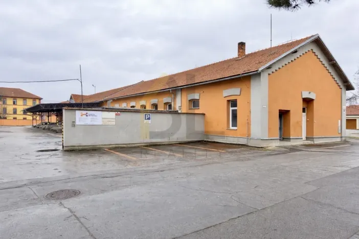 Pronájem skladu, Hodonín, Čajkovského, 800 m2