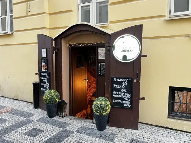 Pronájem restaurace, Praha - Žižkov, Štítného, 90 m2