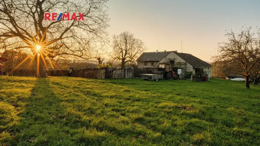 Prodej rodinného domu, Provodín, 290 m2
