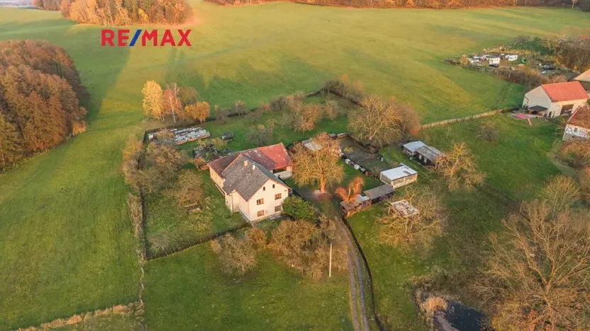 Prodej rodinného domu, Provodín, 290 m2