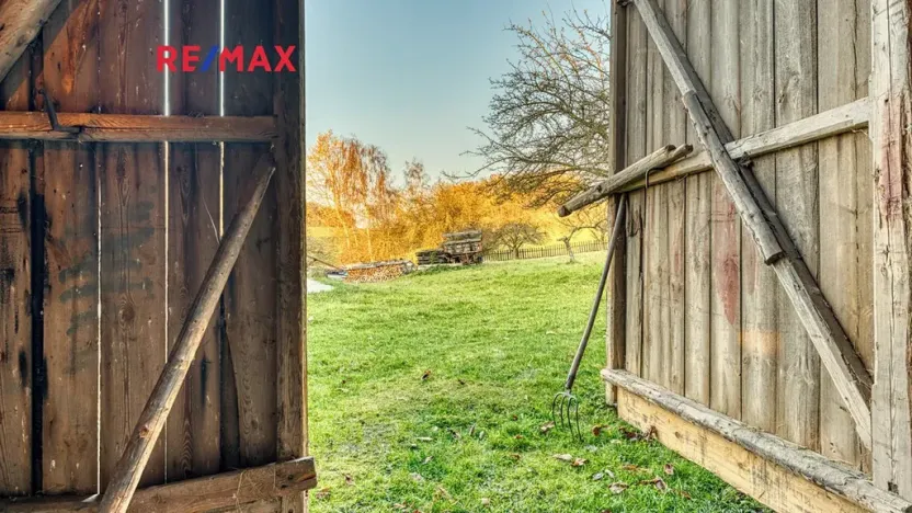 Prodej rodinného domu, Provodín, 290 m2