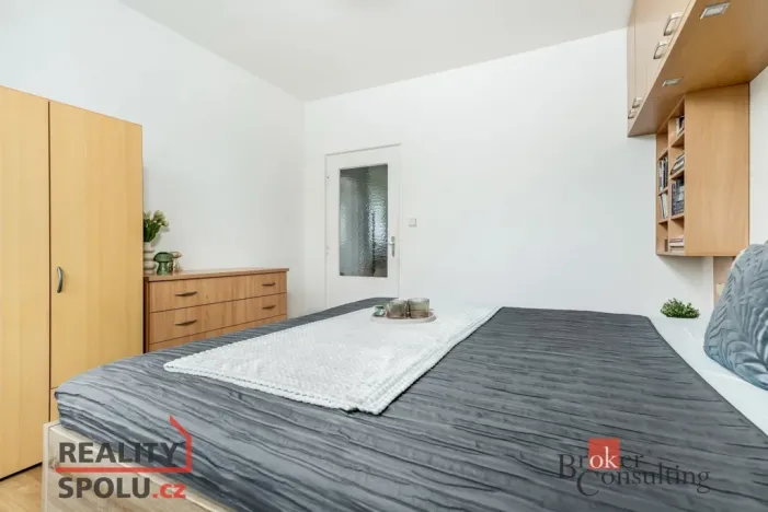 Prodej bytu 3+1, Hradec Králové - Nový Hradec Králové, Mandysova, 77 m2