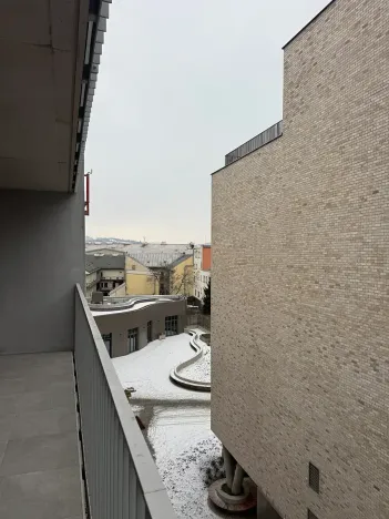 Pronájem bytu 2+kk, Brno, Bratislavská, 57 m2