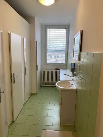 Pronájem kanceláře, Praha - Zličín, Strojírenská, 17 m2