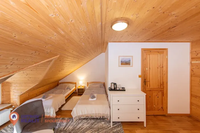 Prodej ubytování, Dolní Morava, 679 m2