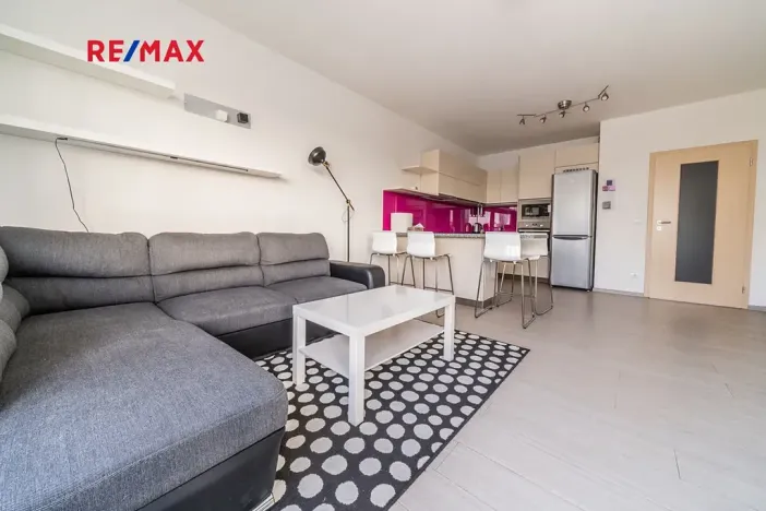 Pronájem bytu 2+kk, Pardubice, Jana Hrubého, 62 m2