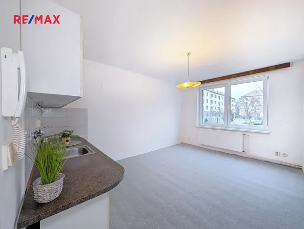 Prodej bytu 1+kk, Pardubice, Sokolovská, 29 m2