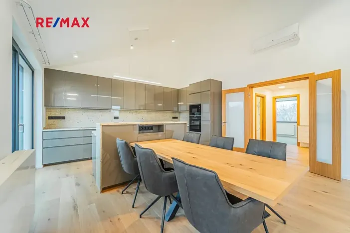 Pronájem bytu 3+kk, Praha - Kunratice, Děbolínská, 92 m2