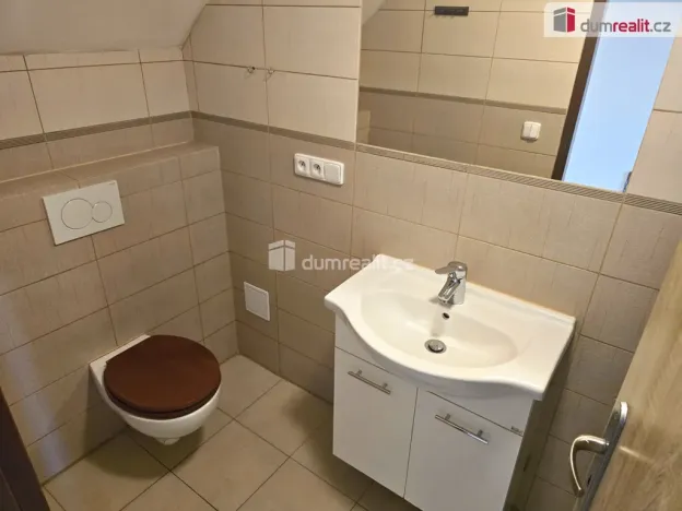 Pronájem rodinného domu, Dolní Bousov - Horní Bousov, 170 m2