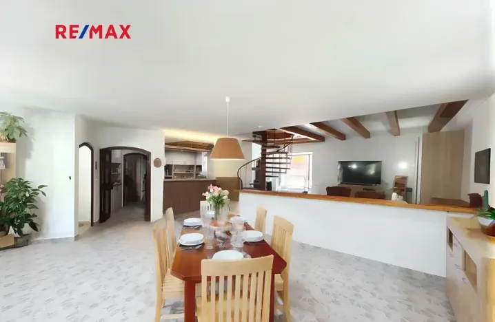 Prodej ubytování, Volary, K. V. Raise, 392 m2