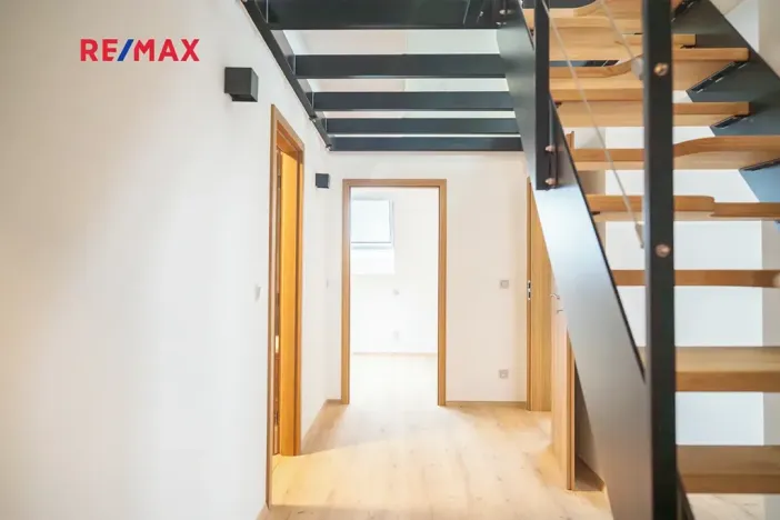 Prodej bytu 4+1, Černilov, 130 m2