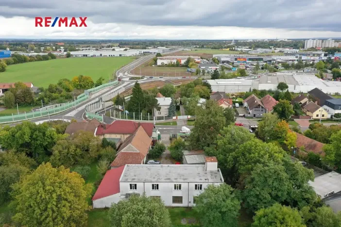 Pronájem skladu, Pardubice, Bohdanečská, 390 m2