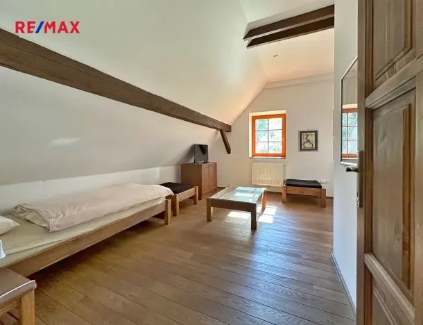 Prodej ubytování, Holetín, 800 m2