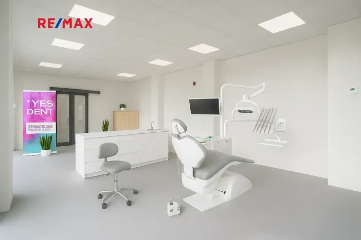 Pronájem ordinace, Milovice, Spojovací, 64 m2