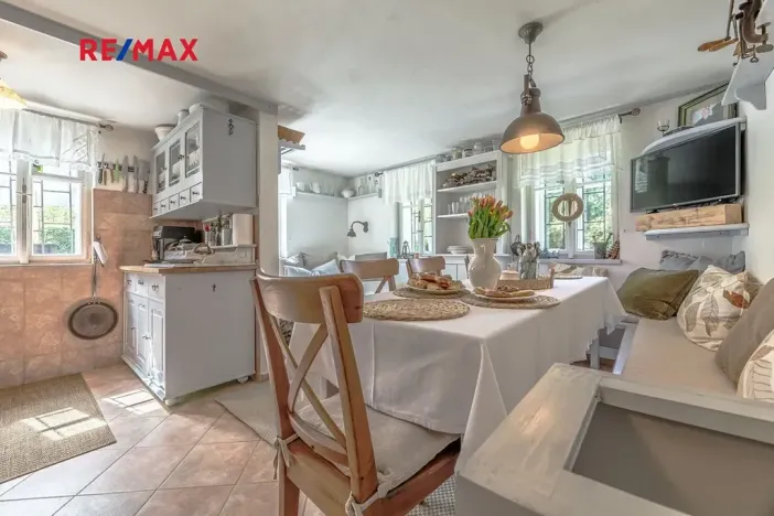 Prodej rodinného domu, Merboltice, 227 m2