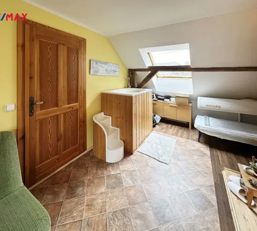 Prodej rodinného domu, Bystřec, 400 m2