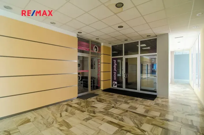 Pronájem obchodního prostoru, Svitavy, Svitavská, 72 m2