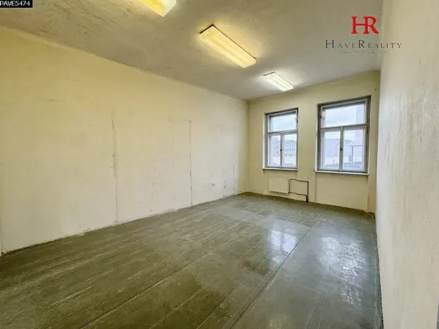 Pronájem obchodního prostoru, Benešov, Tyršova, 112 m2