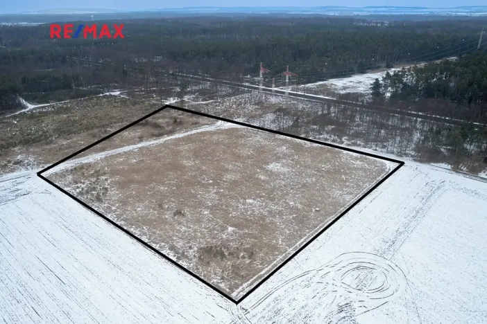 Prodej pole, Veltruby, 10898 m2