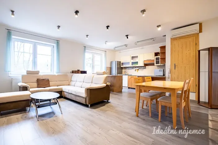 Pronájem bytu 2+kk, Praha - Záběhlice, Záběhlická, 58 m2