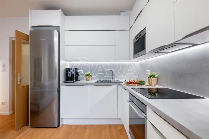 Prodej bytu 3+kk, Praha - Uhříněves, V kuťatech, 66 m2