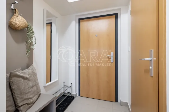 Prodej bytu 3+kk, Praha - Uhříněves, V kuťatech, 66 m2