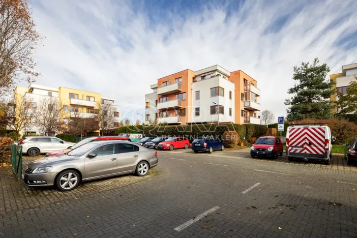 Prodej bytu 3+kk, Praha - Uhříněves, V kuťatech, 66 m2