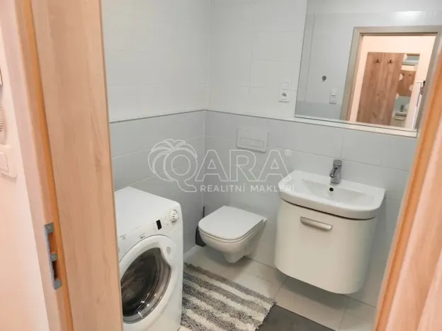 Pronájem bytu 1+kk, Praha - Stodůlky, Holýšovská, 28 m2