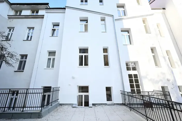 Pronájem bytu 1+kk, Praha - Smíchov, Radlická, 15 m2