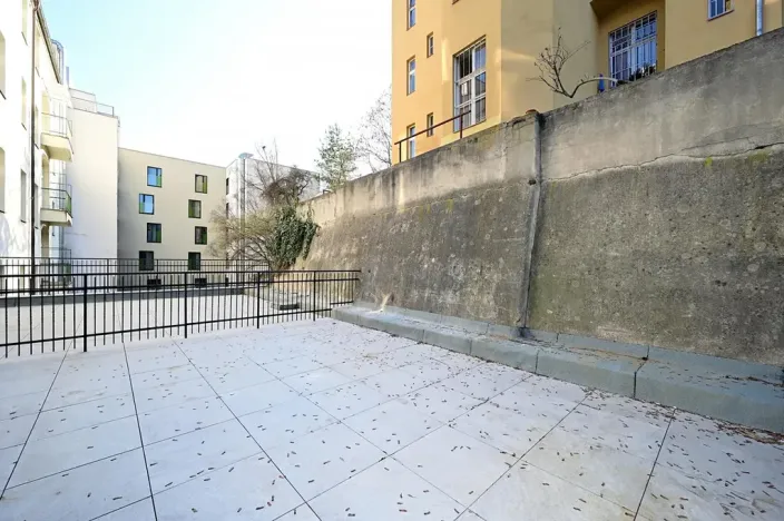 Pronájem bytu 1+kk, Praha - Smíchov, Radlická, 15 m2