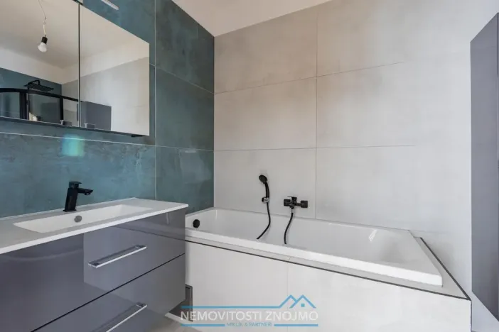 Prodej rodinného domu, Znojmo - Načeratice, 75 m2