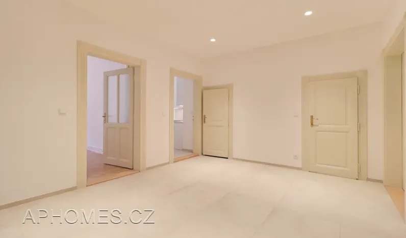 Pronájem bytu 3+1, Praha - Nové Město, Podskalská, 100 m2