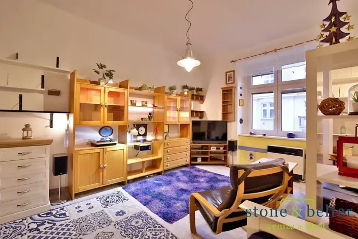 Pronájem bytu 1+1, Praha - Košíře, Mahenova, 49 m2