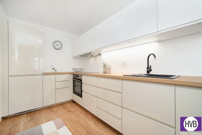 Prodej bytu 2+kk, Praha, Dělnická, 62 m2