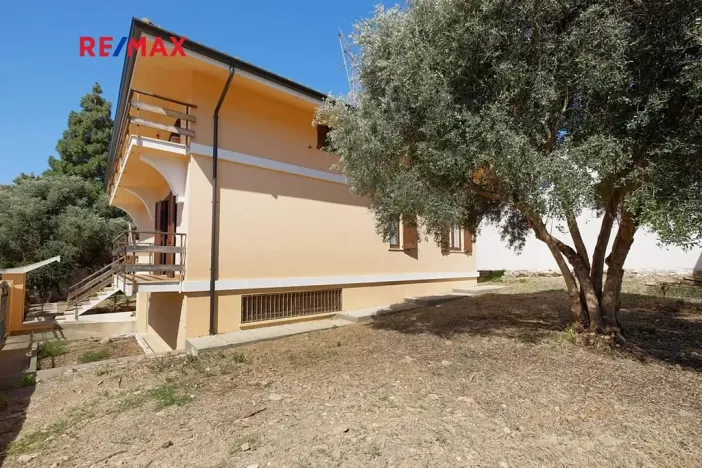 Prodej rodinného domu, Sant'Anna Arresi, Itálie, 400 m2