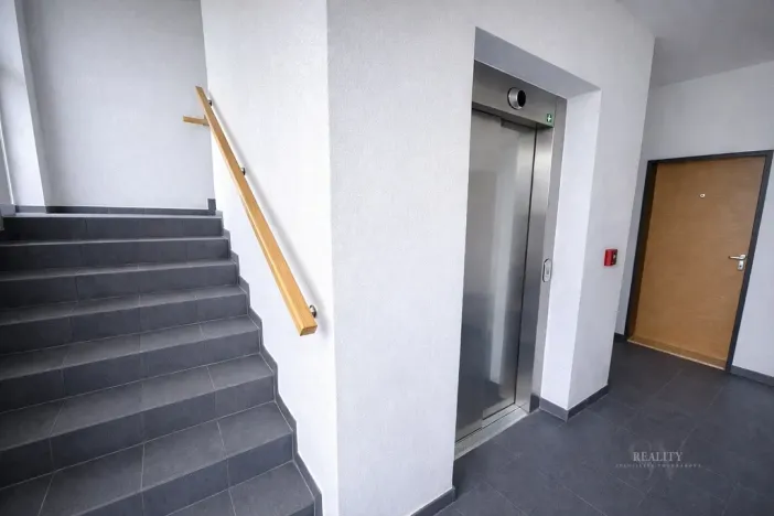 Pronájem bytu 1+kk, Brno - Líšeň, Horníkova, 30 m2