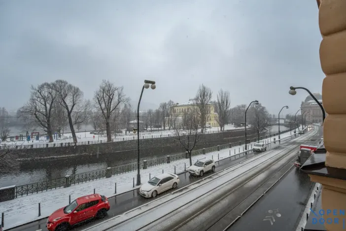 Prodej bytu 3+1, Praha - Nové Město, Masarykovo nábřeží, 100 m2